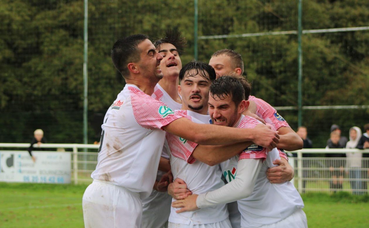 Le FC Philbert-Réorthe-Jaudonnière. Football. Coupe des Pays de la Loire.