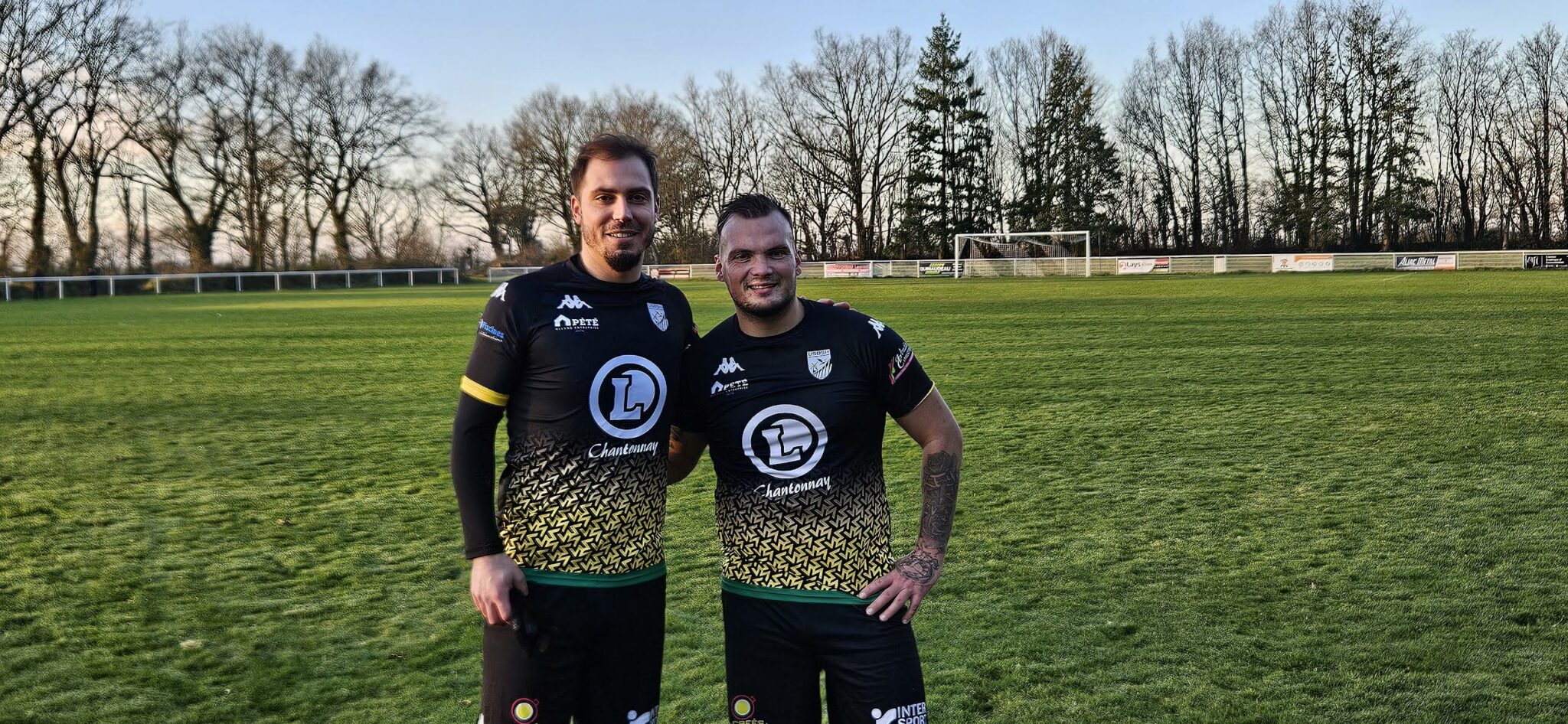 Thibaut Ramond et Sullivan Martin. Football. D1. US Bournezeau Saint-Hilaire