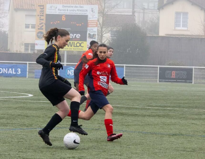 Juliette Daheron. Saint-Georges/Guyonnière. Football. Féminin. R1