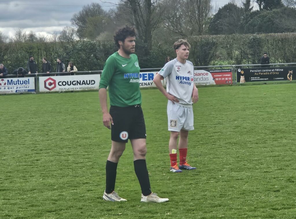Manu Dronneau. FC Génétouze. Football. D1.