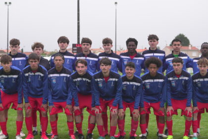 Sélection de Vendée U16. Mondial Football Montaigu. RC