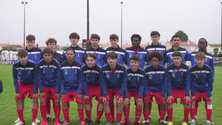 Sélection de Vendée U16. Mondial Football Montaigu. RC