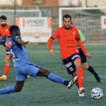 Dylan Amokrane. Attaquant Roche Eso file à Aizenay FAF