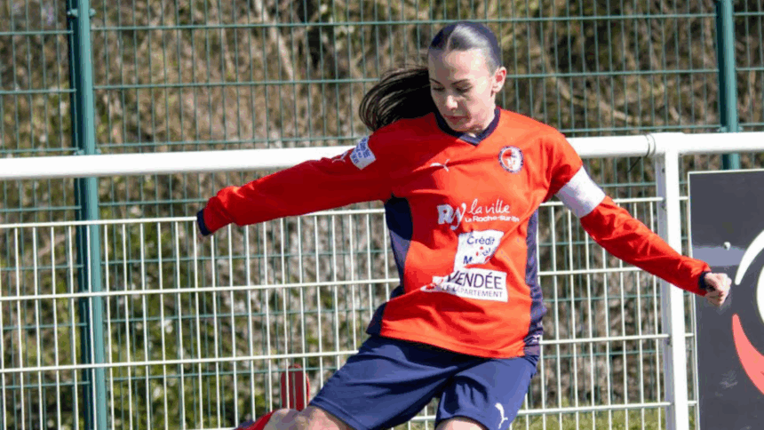 Shanna Zimmer. Capitaine La Roche ESOF U18. Barrages U19 N