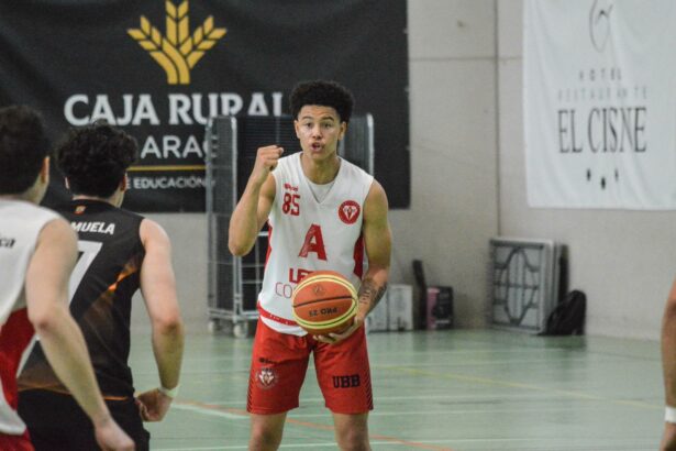 Kilian Guillet. Basket-Ball. Union Barbastro Basket. D3 Espagnole