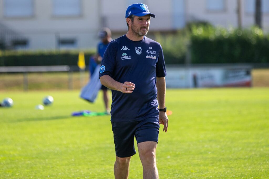 Charles Devineau. Entraineur AS Châtaigneraie. N3.