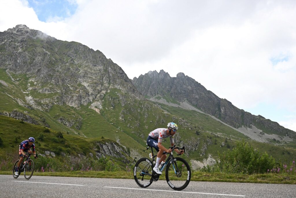 Jorgan Jégat. Révélation du Team TotalEnergies. Tour de France 2025. 10e. du classement général