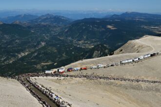 Le Mont Ventoux. Arrivée au sommet. Étape 16. Tour de France 2025.