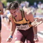Romain Mornet. Vice-champion de France. Célébrant sa qualification directe pour les Mondiaux de Tokyo. Vi