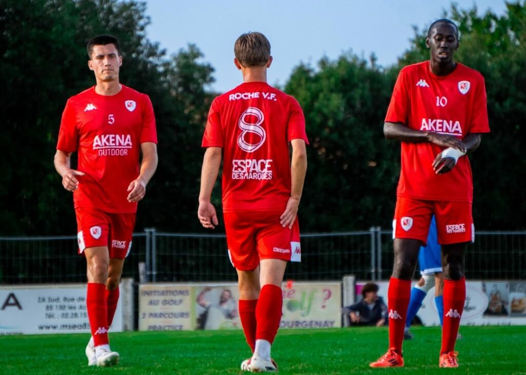 Vendée Foot Club La Roche. Derniers réglages avant la reprise du championnat le 16/08.