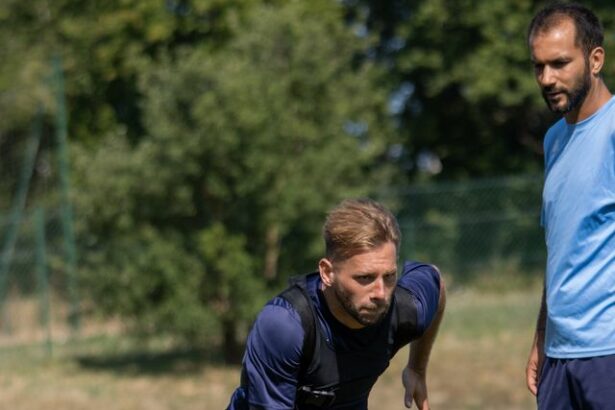 Vendée Foot Club La Roche. Derniers réglages avant la reprise du championnat la reprise du championnat le 16/08.
