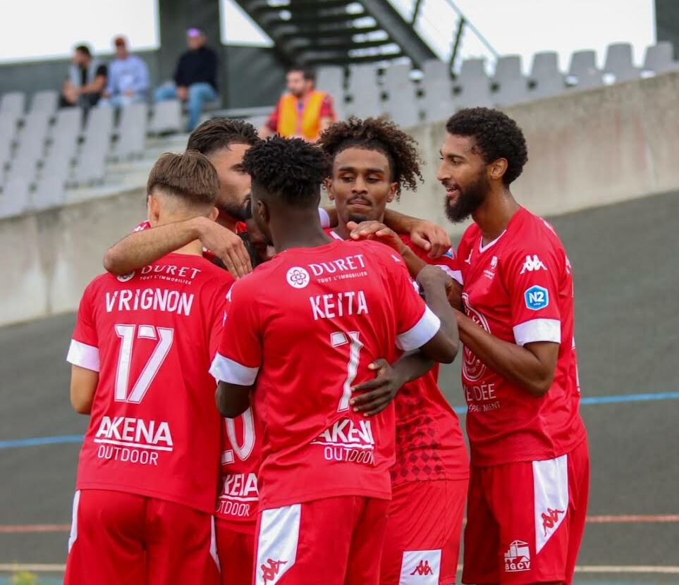 Le VFC La Roche brille et surclasse Dinan-Léhon (4-1)