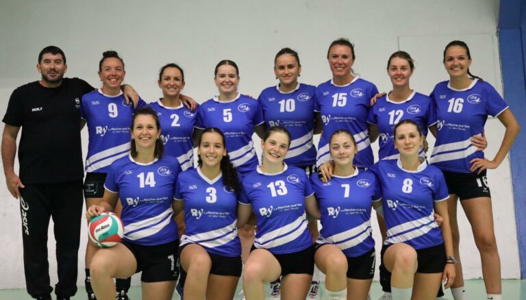 La Roche Volley-Ball. N3F. Journée 1.
