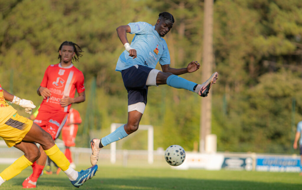Mansour Samb. LSVF. Coupe de France. 3e tour. Nantes Bellevue