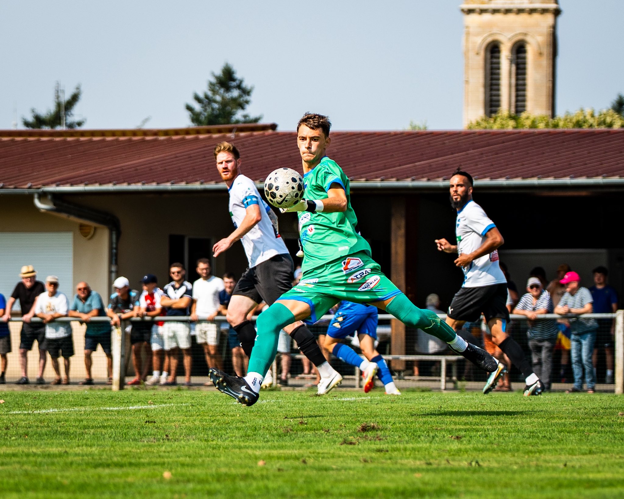 Gaëtan Charbonnier. Pouzauges Bocage FC. Régional 1. Journée 1.