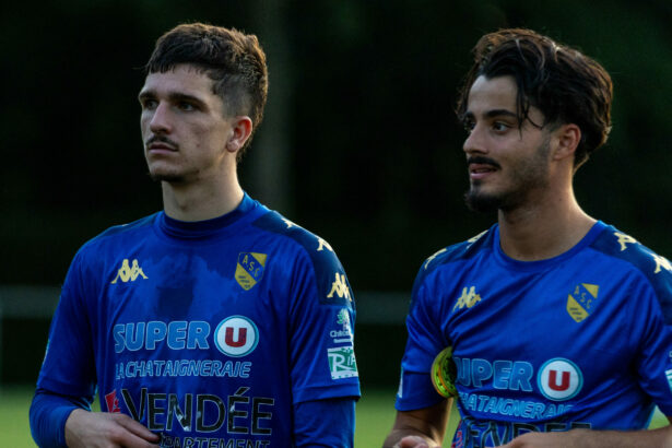 Charles Devineau. AS Châtaigneraie. National 3. Journée 4 contre le VPF.