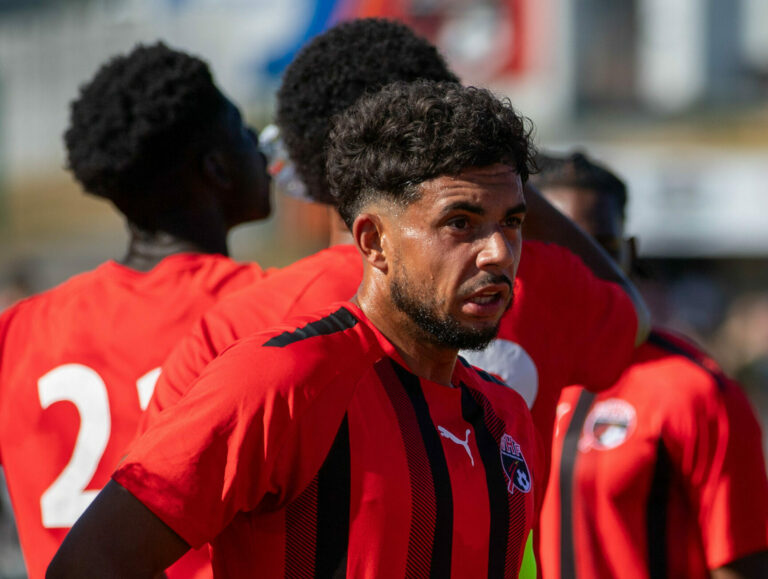 VHF. National 2. Derby contre VFC. Journée 6