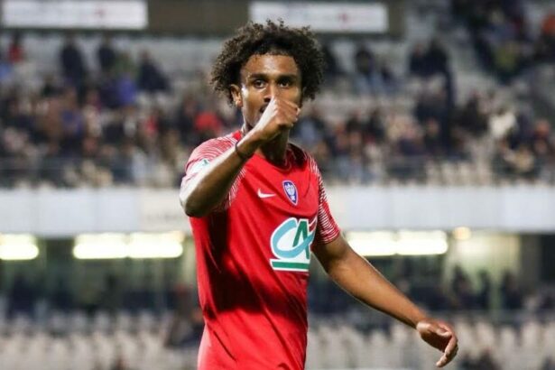 Vendée Foot Club. Coupe de France. 5-1 contre Saint-Philbert de Grand Lieu. Direction 6e tour.