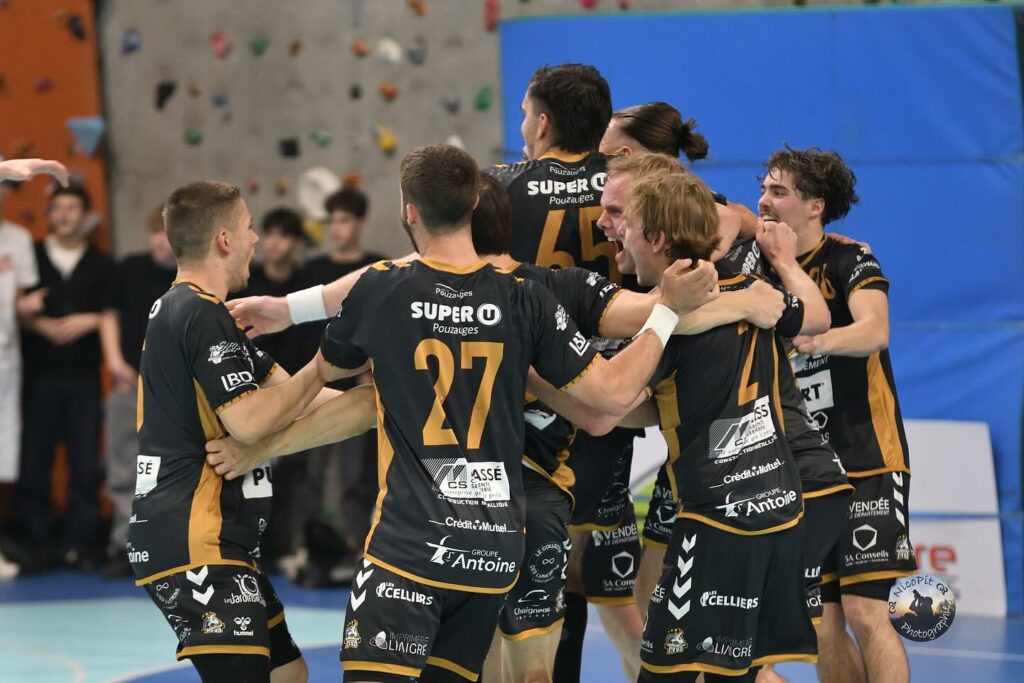 Pouzauges Vendée Handball. Journée 4. National 2.