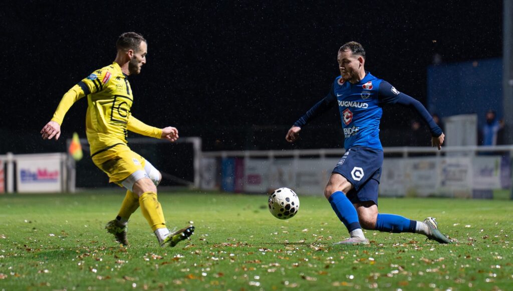 Vendée Poiré Football. Yoan Pinson. National 3