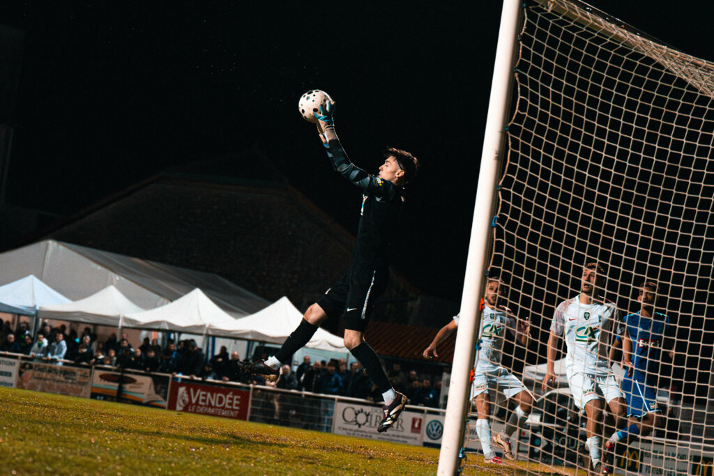 Vendée Fontenay Foot. Coupe de France. Châteauroux.