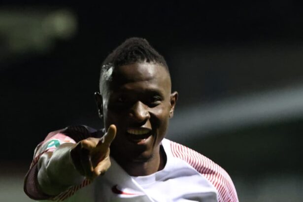 Vendée Fontenay Foot. Coupe de France. 7e tour. FC Chamalières