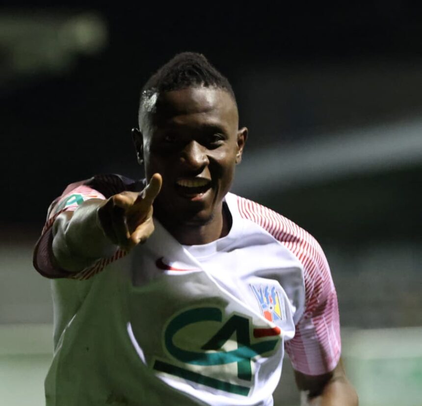 Vendée Fontenay Foot. Coupe de France. 7e tour. FC Chamalières