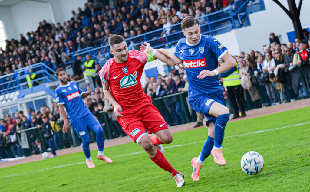 France Aizenay Football. Coupe de France. 7ᵉ tour. Troyes. Défaite 3-0