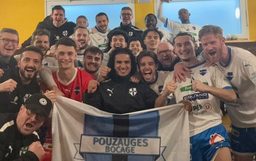 Pouzauges Bocage FC - Vendée Poiré Football. R1 Journée 10