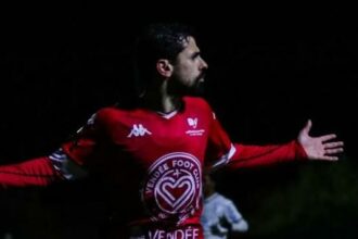 National 2. Journée 16. VFC et VHF