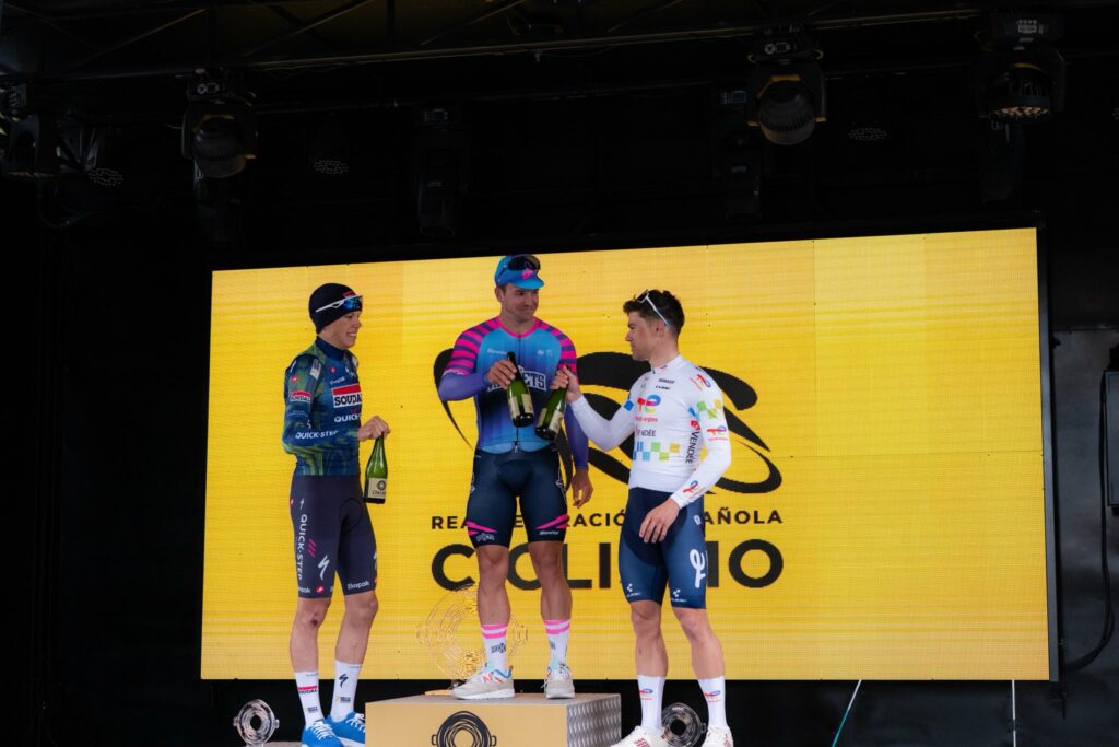 Team TotalEnergies. Triptyque espagnol. Jeannière 3eme.