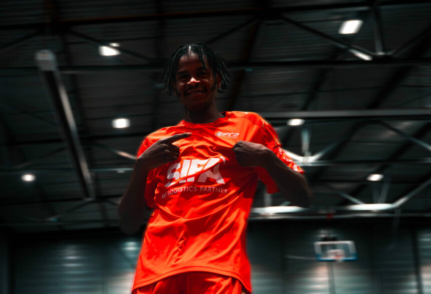 FC2 SV file en 16e de la coupe de France