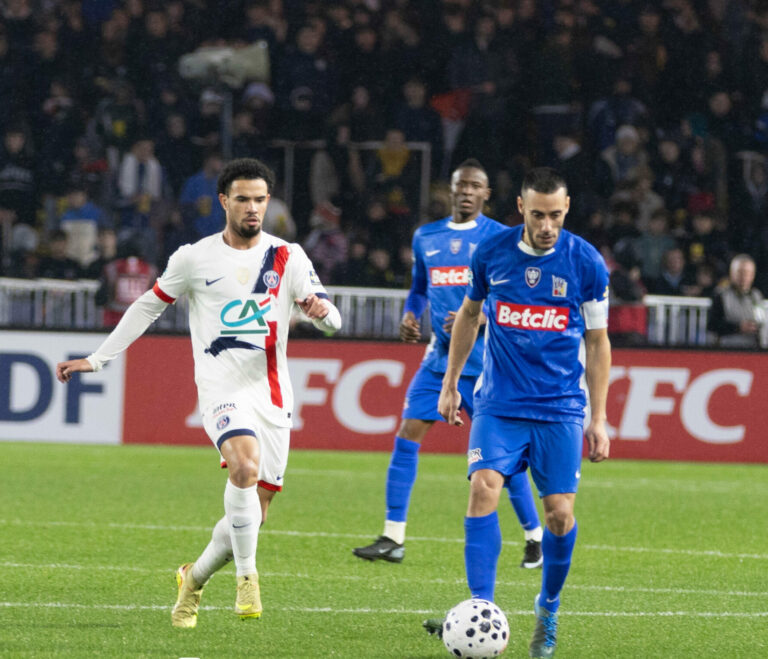 Mehdi Belbachir. Vendée Fontenay Foot.