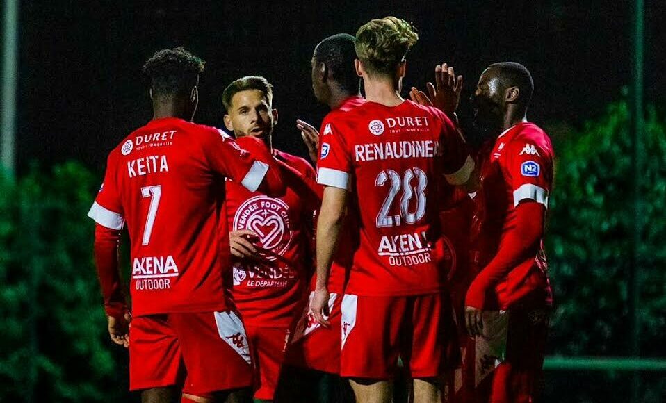 VFC La Roche s'impose 4-2 en Bretagne