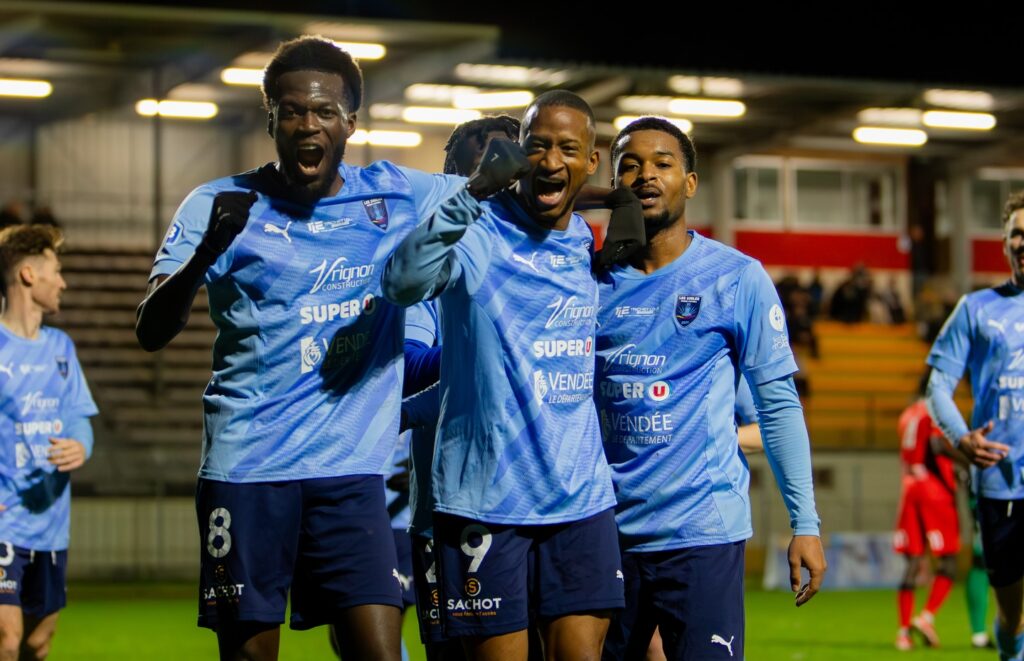 National 3. Les Sables VF - FC Challans