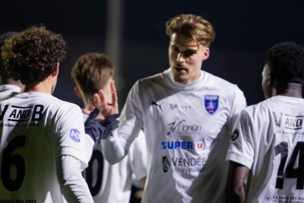 National 3. Les Sables VF - FC Challans