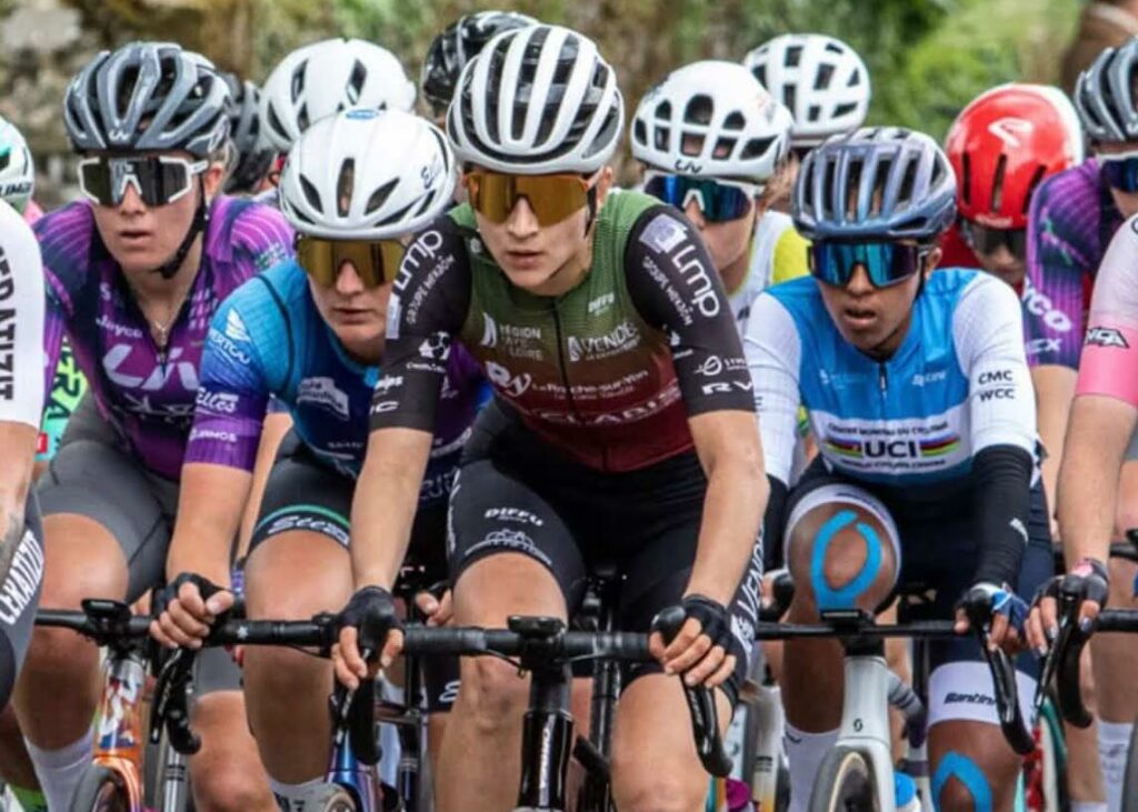 Vendée Féminine RVC. Léa Brette. Boucles de Seine-et-Marne