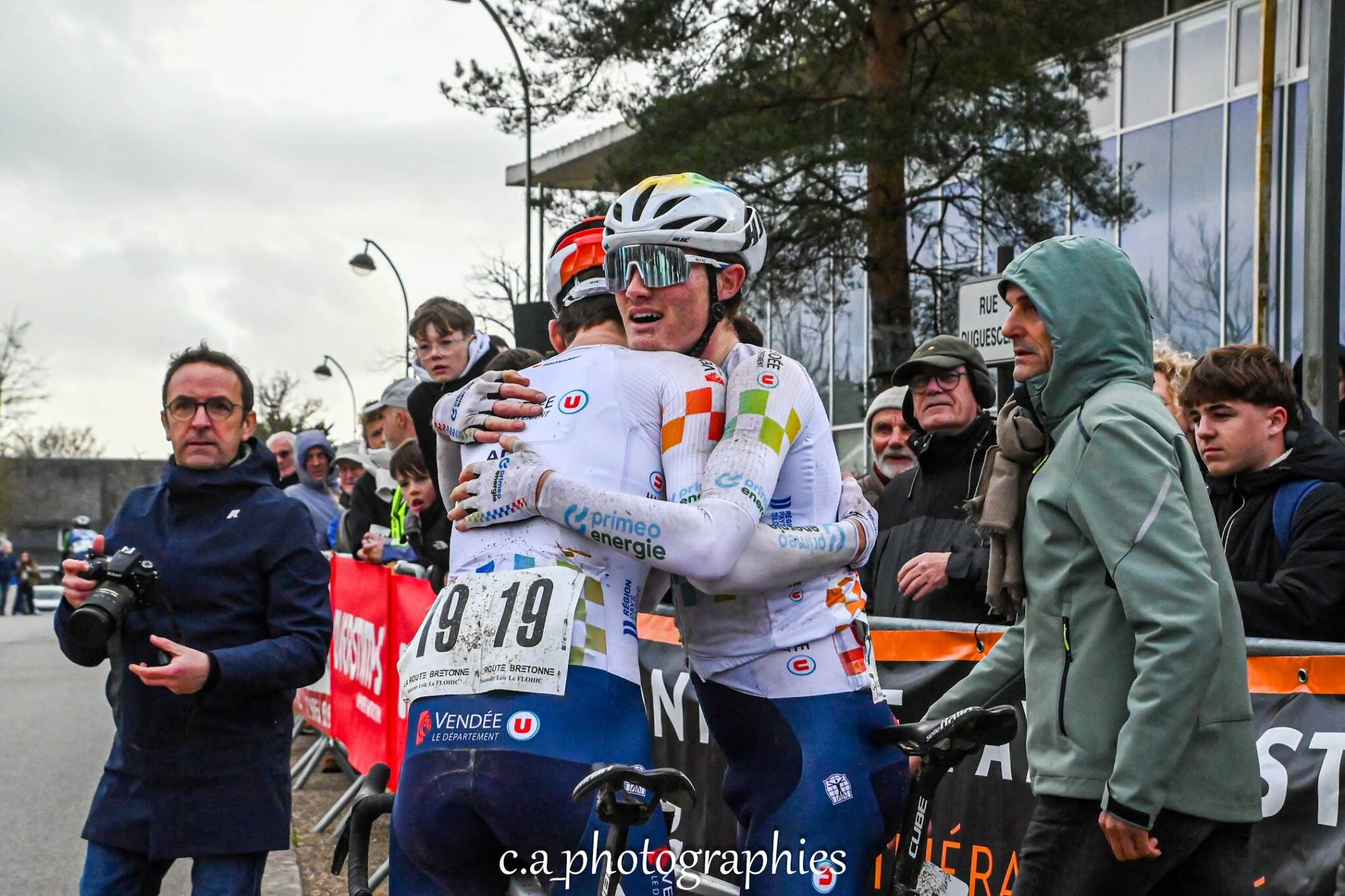 Vendée U - Primeo Energie. La Route Bretonne. Le Circuit de la Vallée de la Loire.