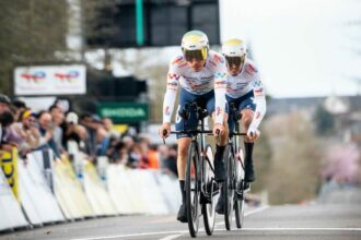 CLM par équipes. Étape 3. Paris-Nice
