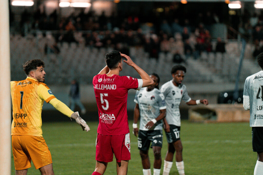 National 2. Journée 20. VFC - VHF.