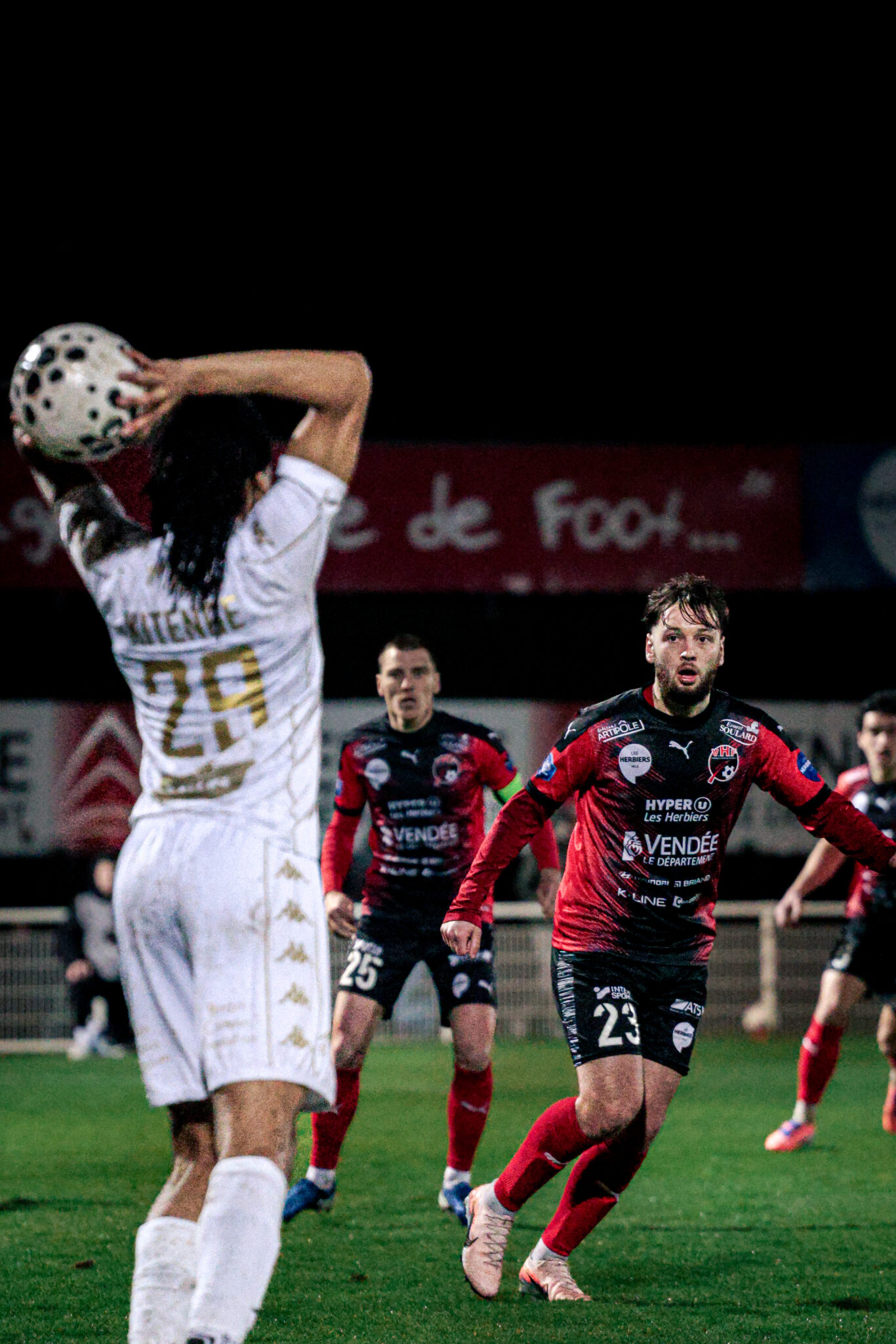 National 2. VHF. Journée 19.