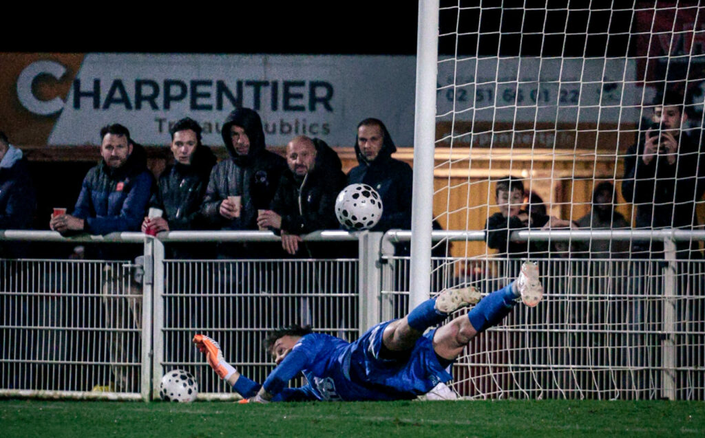 National 2. VHF. Journée 19.