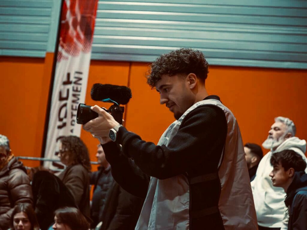 Paul Ouvrard. Gardien de but. Photographe. DJ